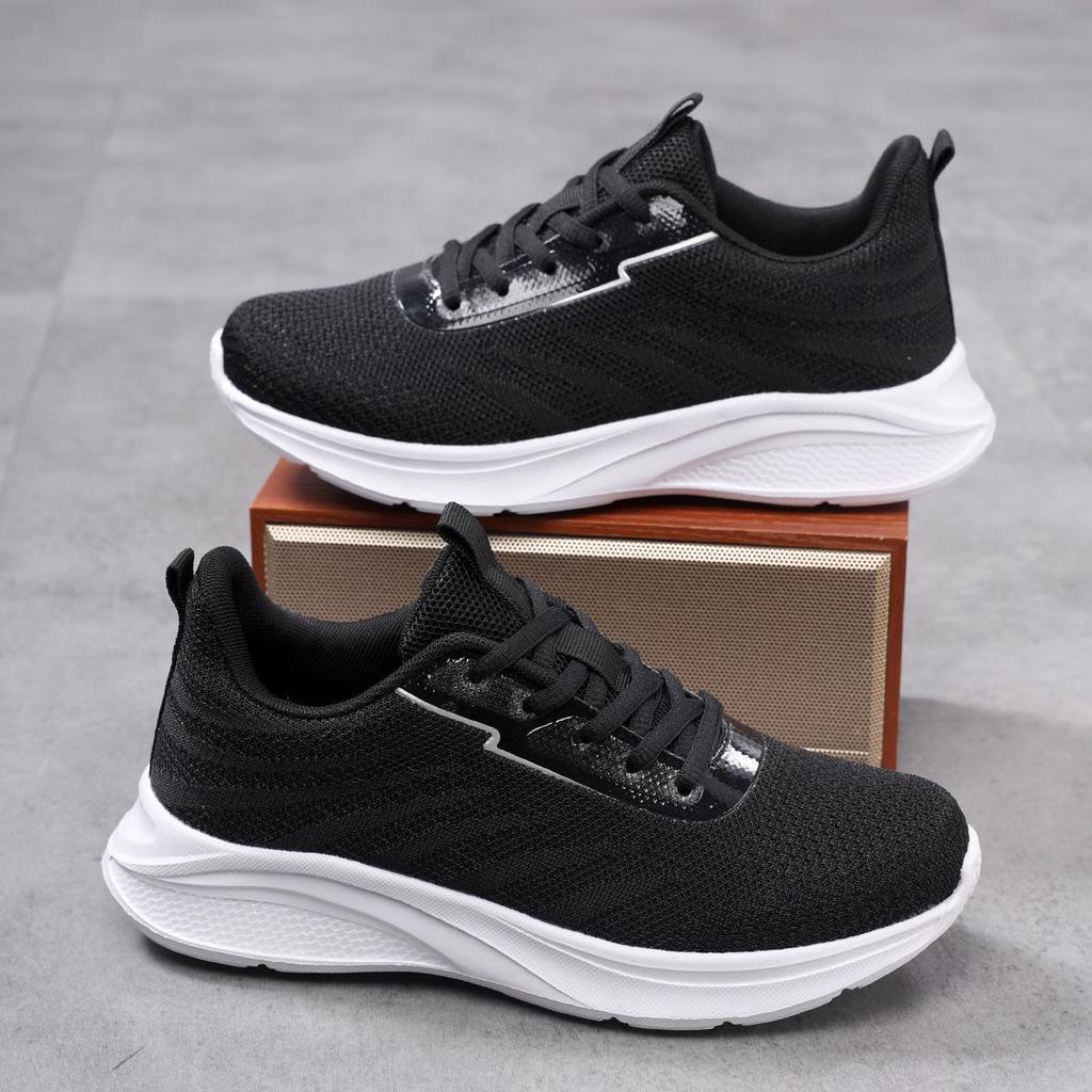 Women's Breathable Flyknit Mesh Running Shoes - Low-top, Large Size, Casual Sneakers for Spring/Summer