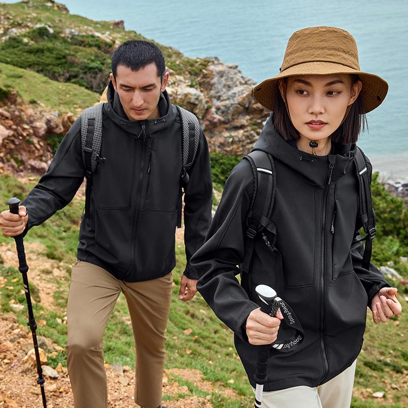 Water-Repellent Hooded Softshell Jacket for Couples – Windproof Outdoor Camping Outerwear