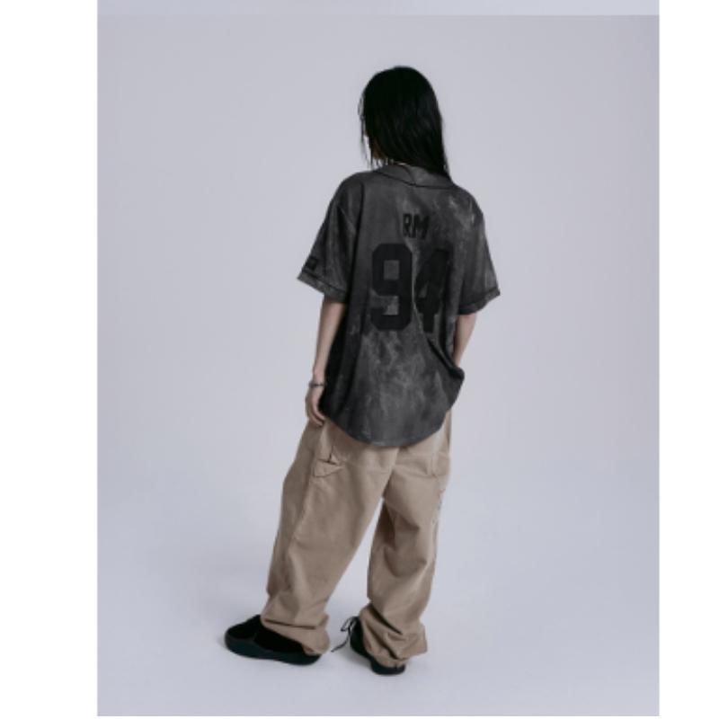 [Kauf vor Ort in limitierter Auflage] BTS WELTTRAUFFÜHRUNG MERCH MITGLIED S/S TRIKOT