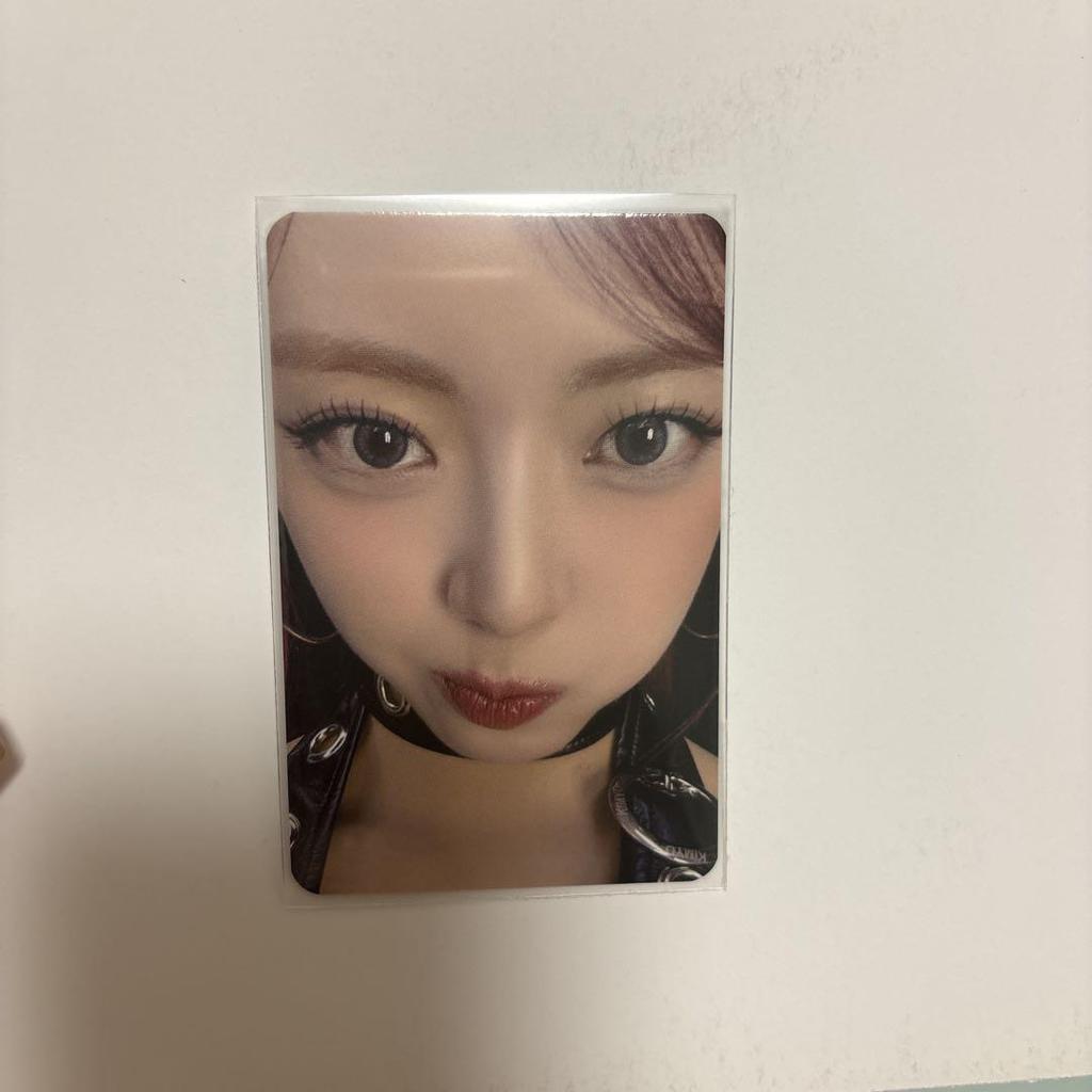 [USED] ITZY GWBG Whoop Yeonton Bonus Yuna Trading Card ITZY