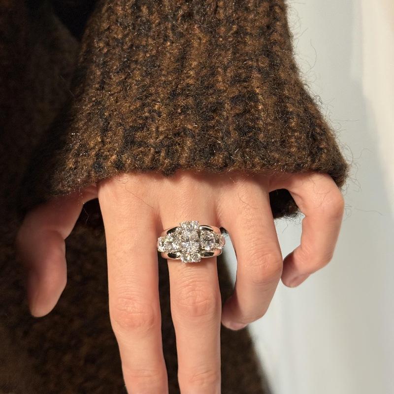 Light Luxury High-End Medieval Explosive Big Round Diamond Ring Inlaid With Zircon Exquisite Niche Stacking Wearing Versatile Index Finger Ring