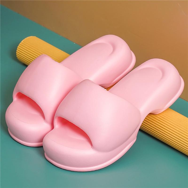 Fashion Summer Women Thick Sole Slippers Outdoor Casual Eva Platform Slippers Bathroom Anti-Slip Soft Sandals Fashion Ladies Cloud Shoes