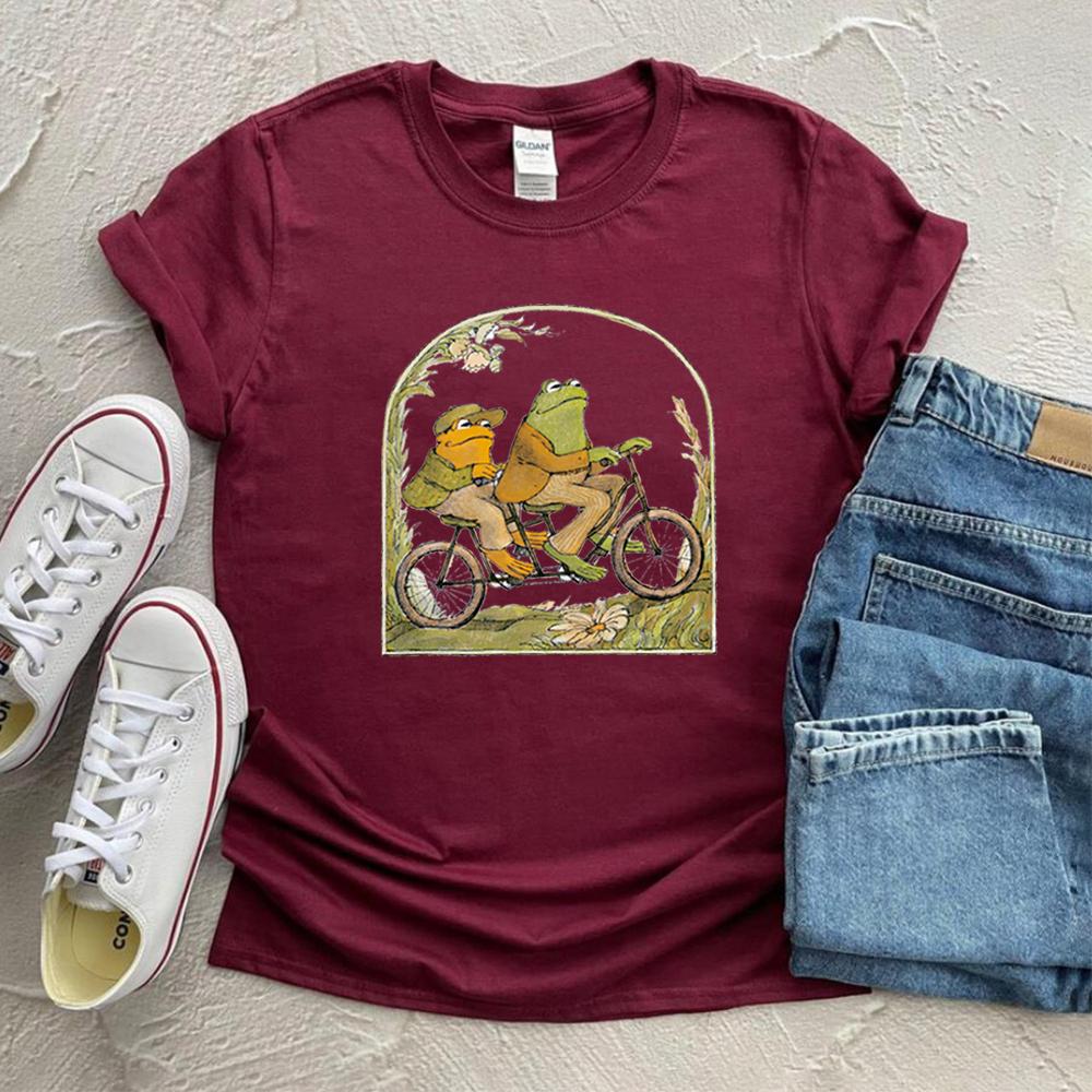 

Frog and Toad Shirt Vintage Classic Book Cover TShirt Funny Frog Graphic Tee Bookish Top Short Sleeve Shirt Retro Casual Tshirt S