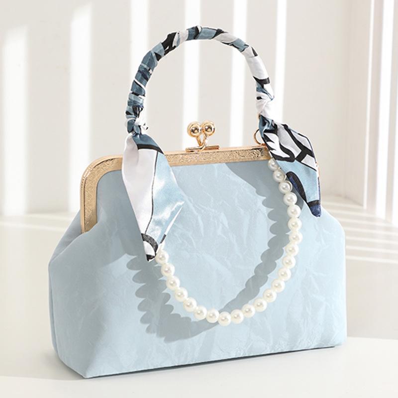 Shell Small Square Bag New Women's Bag One Shoulder Crossbody Pearl Bag Simple and Elegant Hanfu Versatile Evening Bag