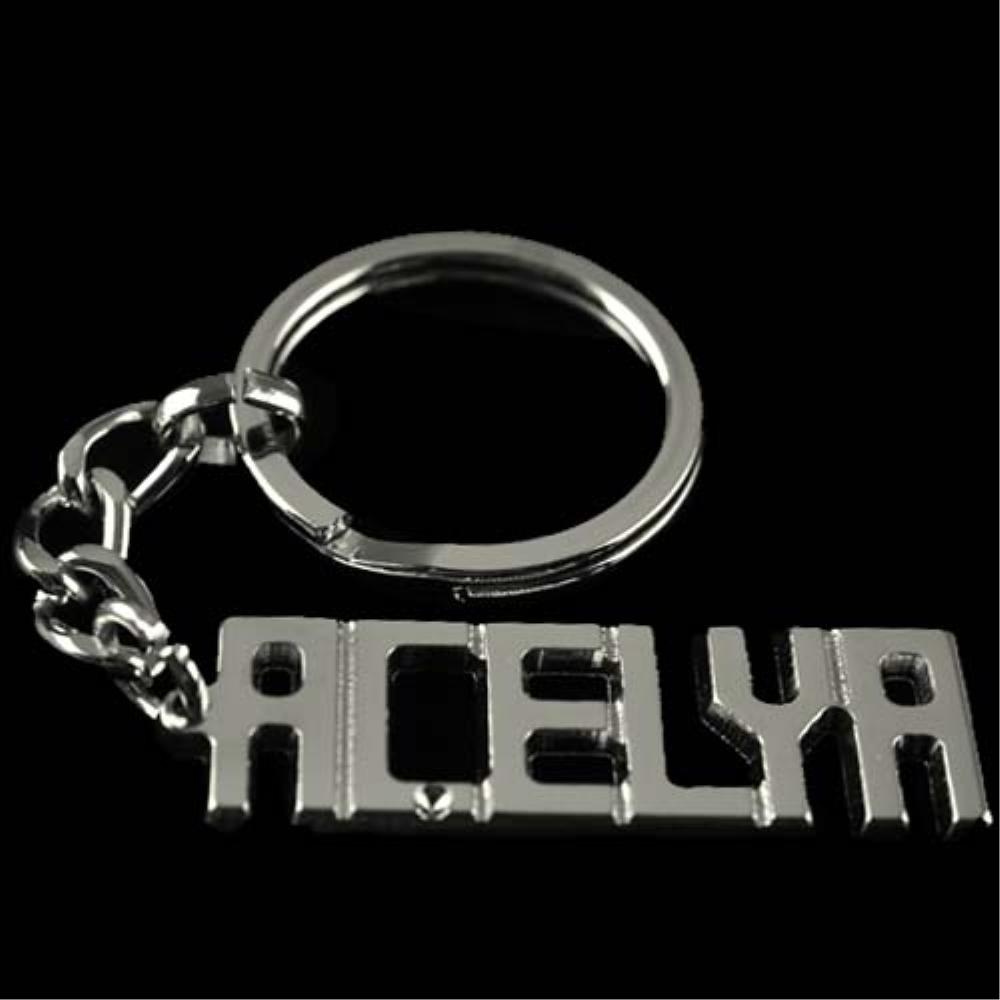 

Брелок с именем Азалия
