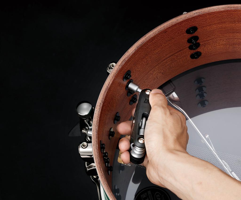 TAMA TMT9 pro bubeníky, který zahrnuje funkce nezbytné pro údržbu více nástrojů.