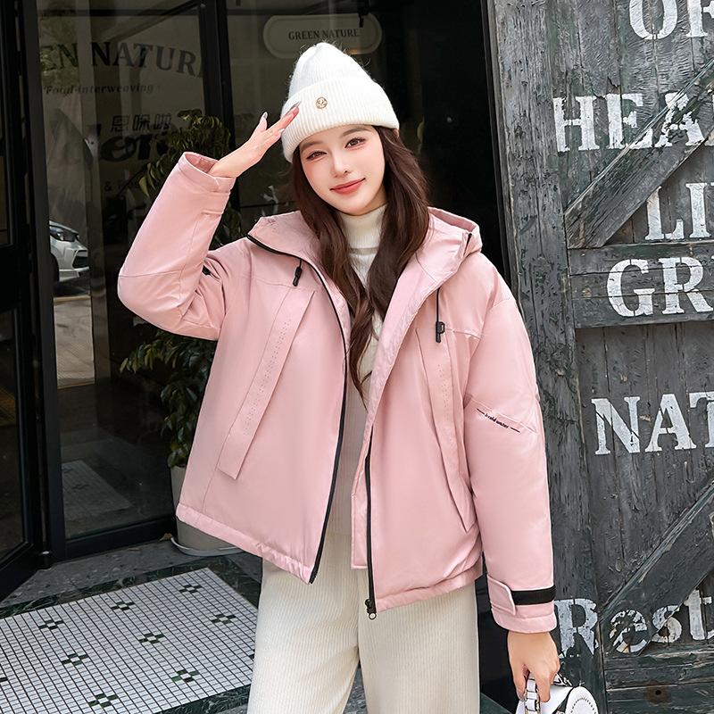 

Женская короткая ветрозащитная теплая зимняя куртка с капюшоном M розовый