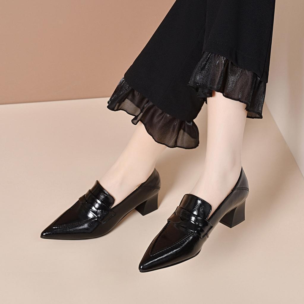 Pointed high heels women's 2025 British style shallow mouth one-pedal single shoes French retro medium heel small leather shoes work shoes