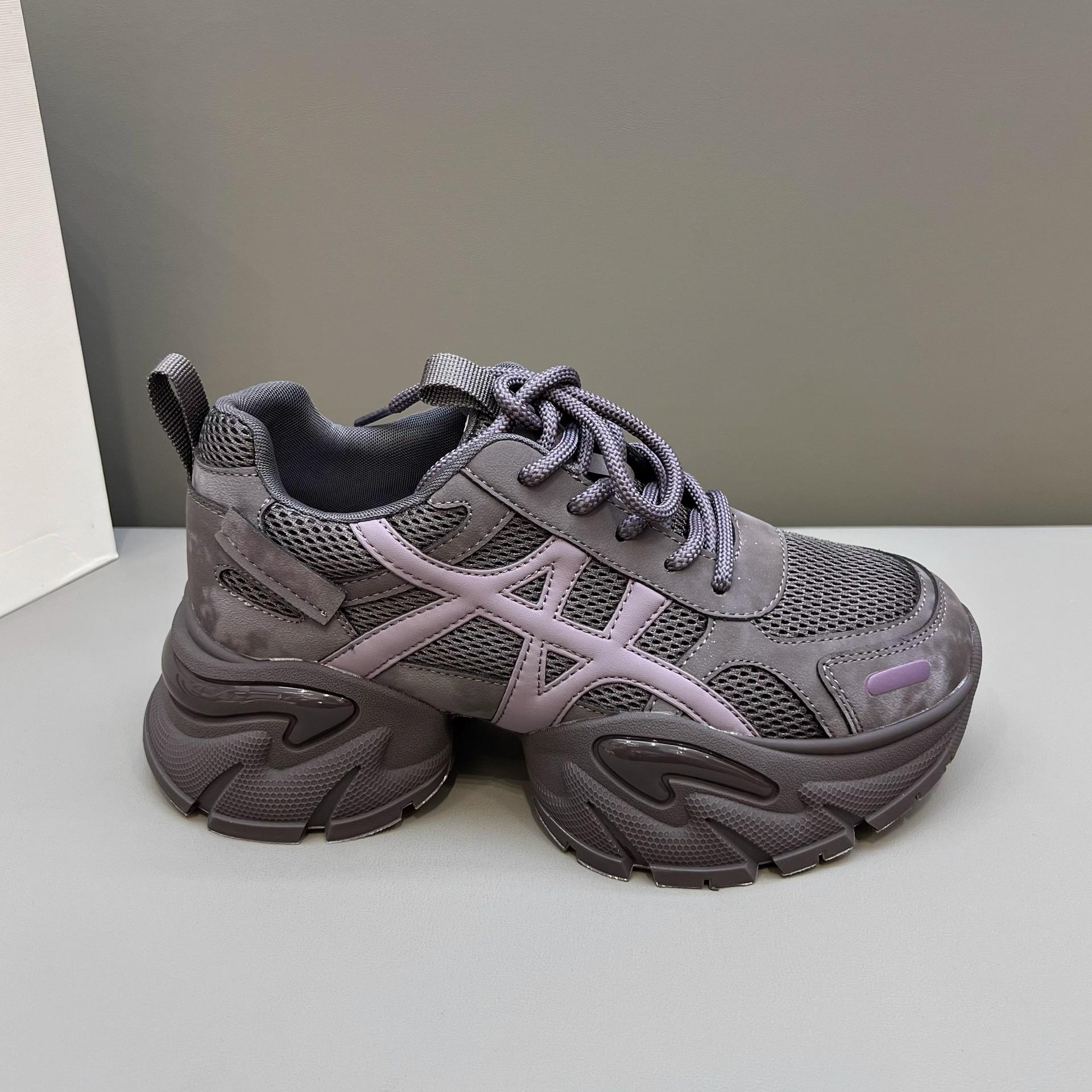 

Dexun shoes women s jelly platform casual Forrest Gump shoes 2025 spring new ins little white shoes retro sports board shoes 40