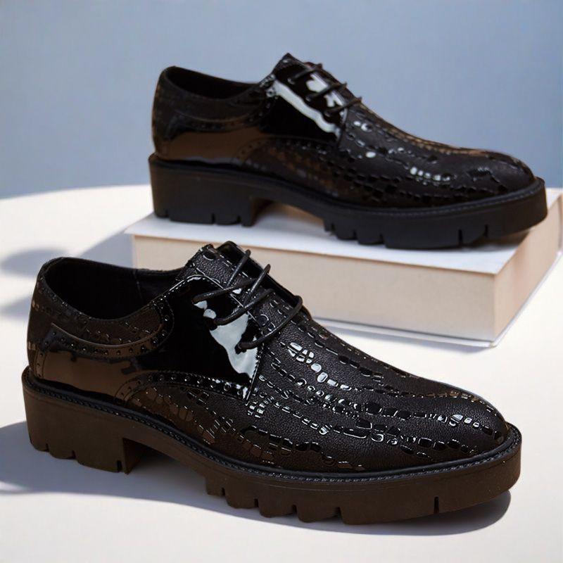 

Мужские туфли с острым носком из кожи «Четыре сезона»: Корейский стиль, Универсальный британский кэжуал, Толстая подошва, Внутреннее увеличение высоты, Натуральная кожа. 46