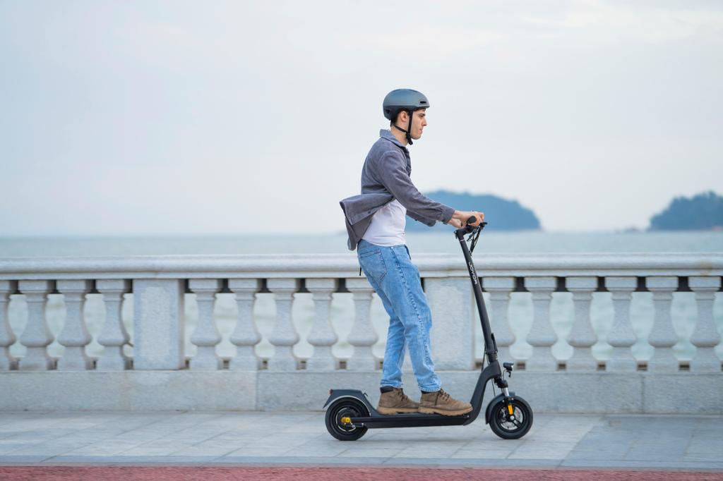 JOYOR C10 Electric Scooter 48V 10.4Ah Battery, 500W Motor, 10 Inch Tires, 30-40KM Range, NFC Unlocking Foldable E-Scooter