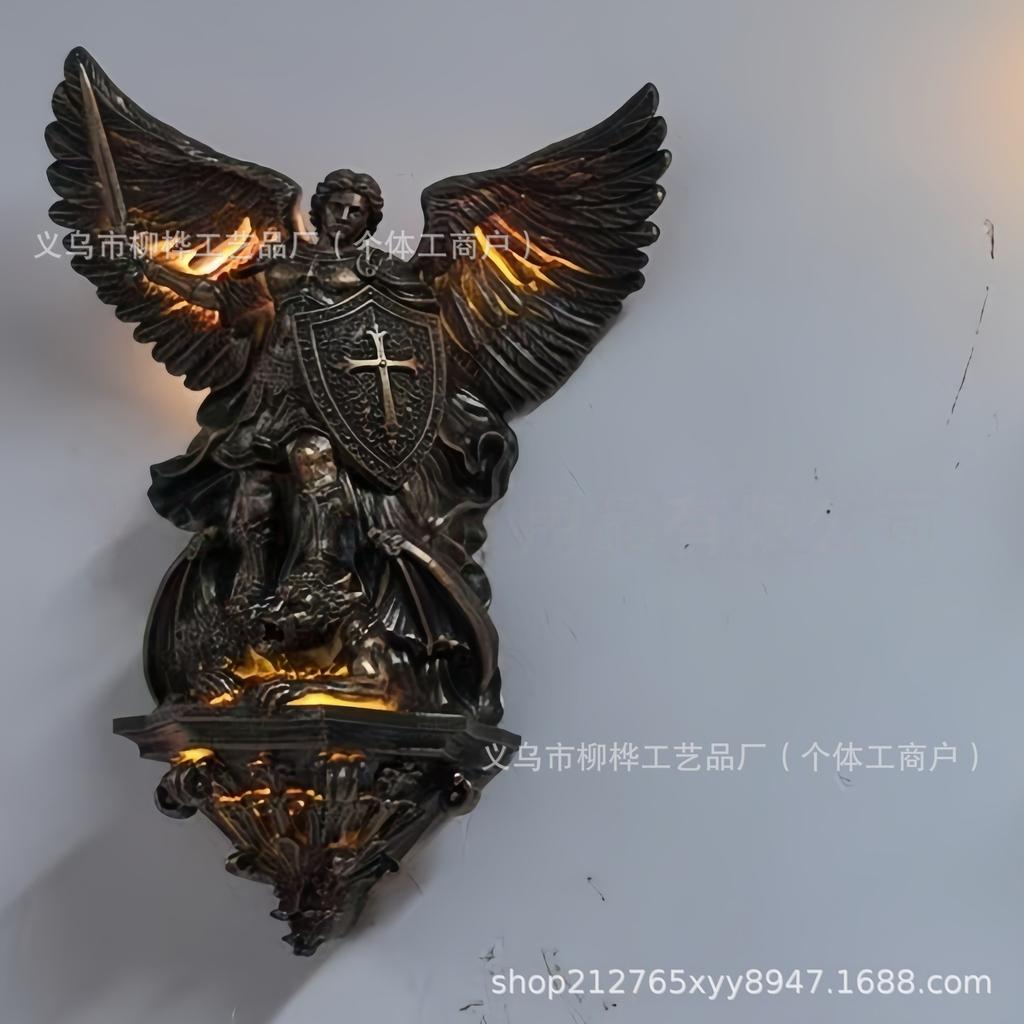 Hecates Triple Goddess Gothic Wall Sconce Retro 3D Carved Bronze Resin Wall Lamp For Bedroom Living Room Halloween Home Decor