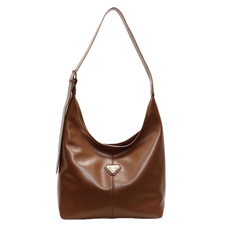 Retro Bag Women's Large-capacity New Versatile Casual Shoulder Messenger Bag Commuter Tote Bag