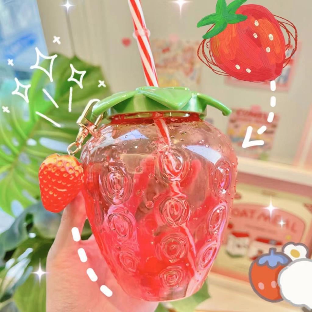 Strawberry Straw Cup, Plastic Cup, Cute Women's Casual Milk Tea Cup, Student Portable Water Cup, Water Bottle (Cannot Put Hot Water)