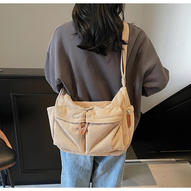Large Capacity Corduroy Messenger Bag Women's Waterproof Casual Crossbody Bag Multi Pocket Workwear Style Single Shoulder Bag