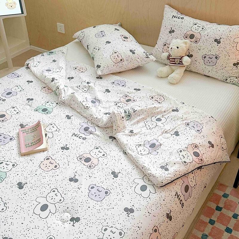 Luowei Cherry Bear Ice Silk Baby Summer Quilt