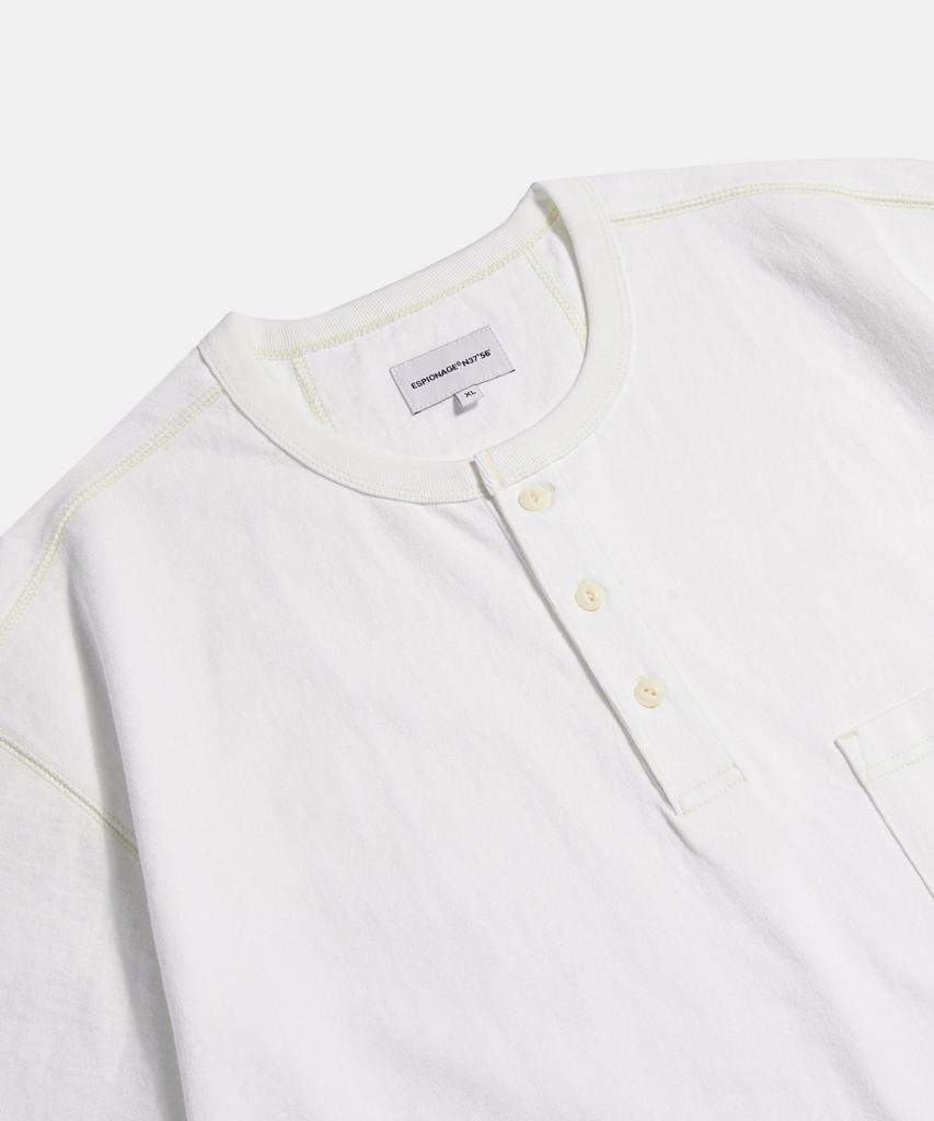 ESPIONAGE Wide Henley Pocket Tee Off White