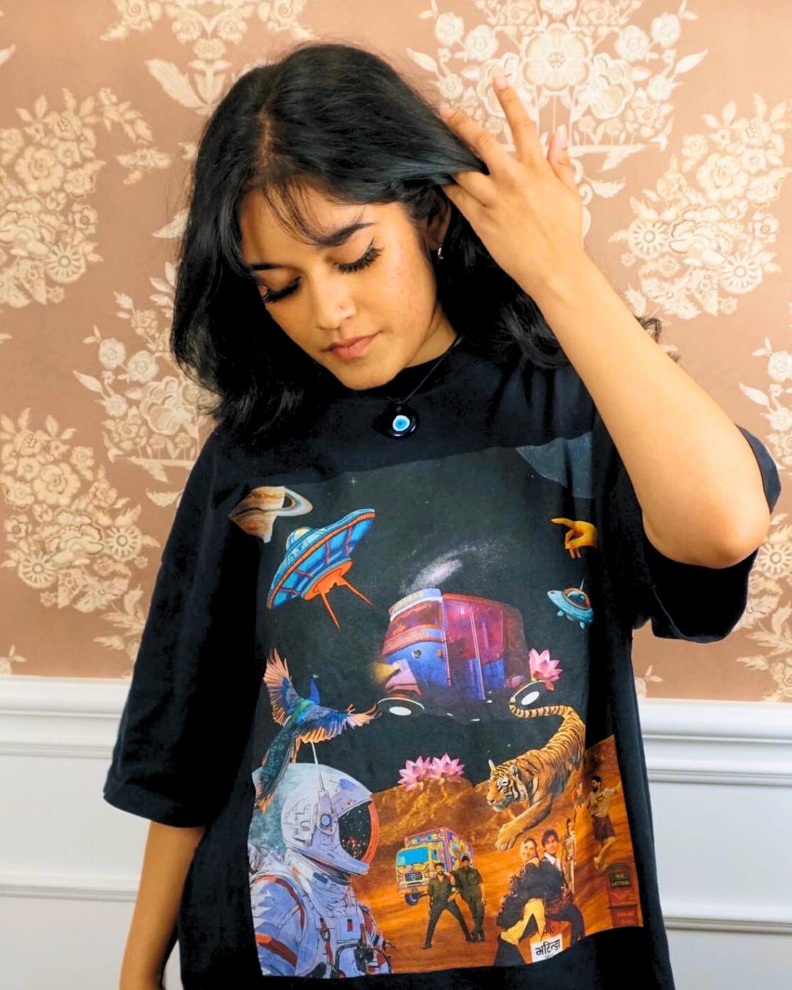 Desi Spacey Graphic Tee, Bollywood Cosmic T-Shirt, Indian Movie Tee, Unisex Casual Top 3XL