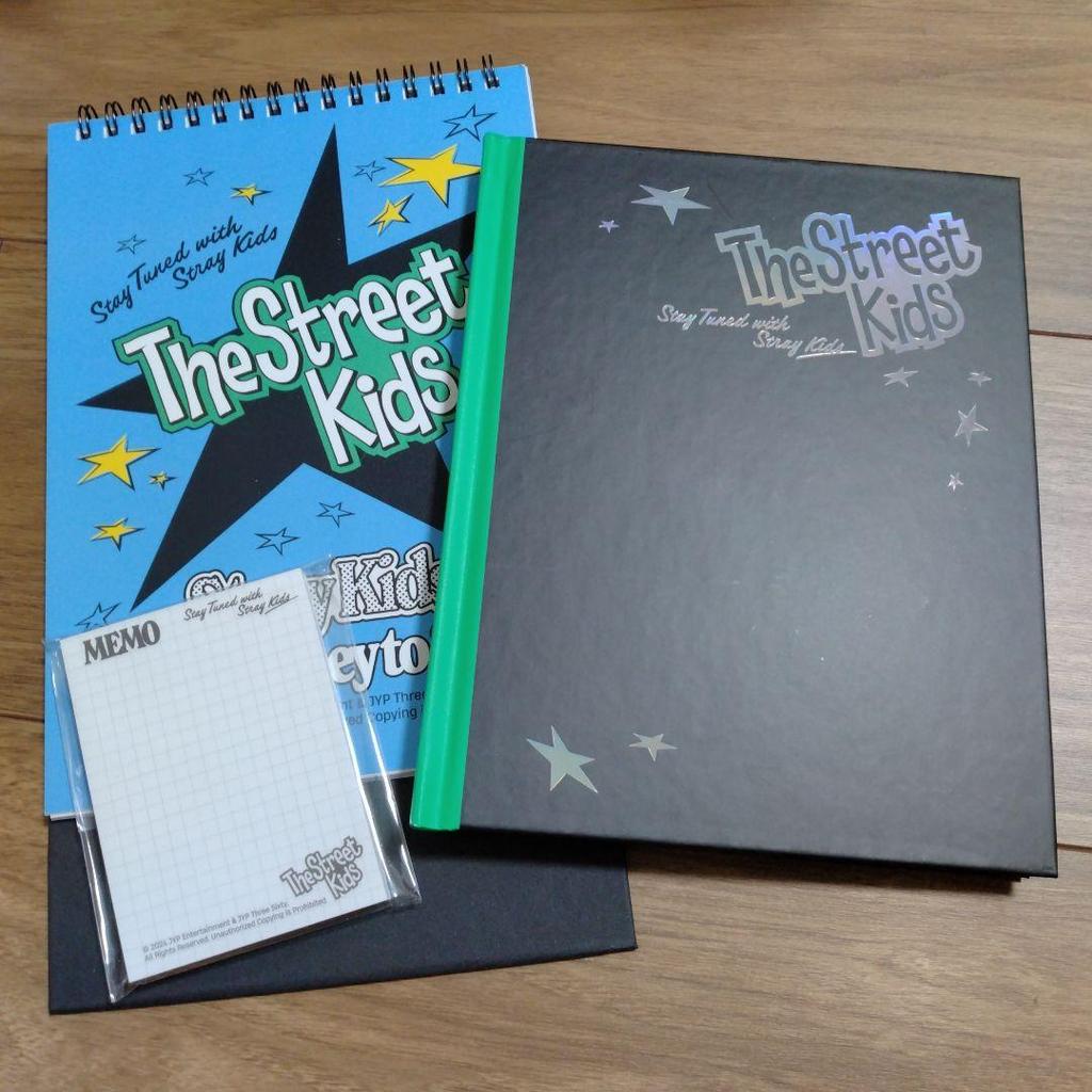 [USED] straykids home country season's greetings 2025