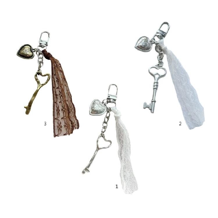 Lovely Lace Heart Keychain Decorative Resin Keyring Compact Design Bag Ornament Ideal For Daily Use And Gift Giving