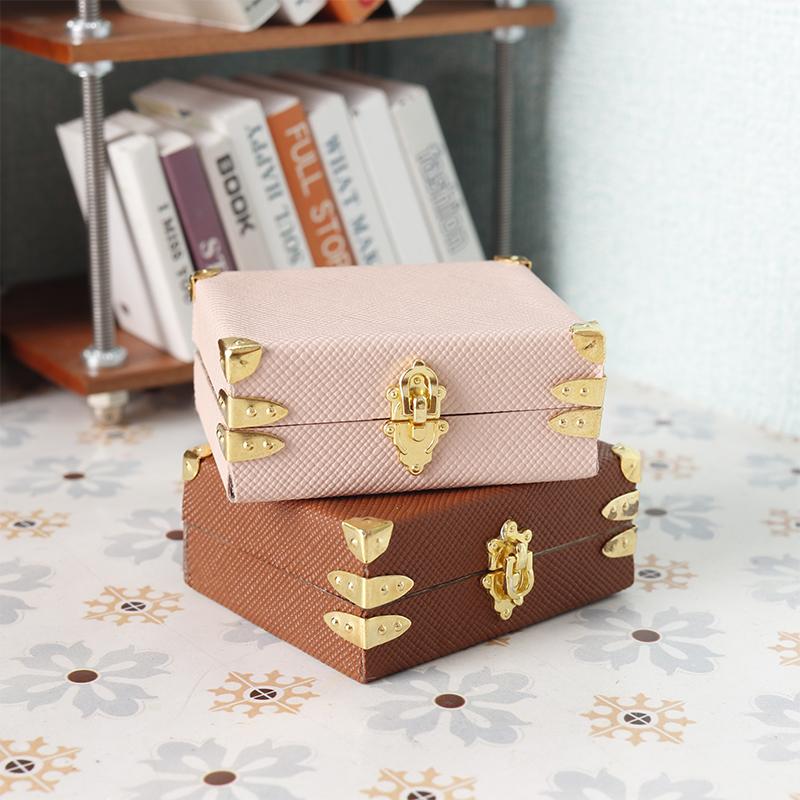 [JN] 1/12 Dollhouse Mini Suitcase Vintage Leather Luggage Box Storage Home Model Decor Toy