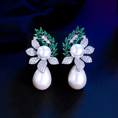 Boucles d'oreilles Temperament Guochao Fleur de Perle Tridimensionnelle Luxe Aiguille Nouvelles Boucles d'oreilles en Perle Incrustée de Zircon Chinoises