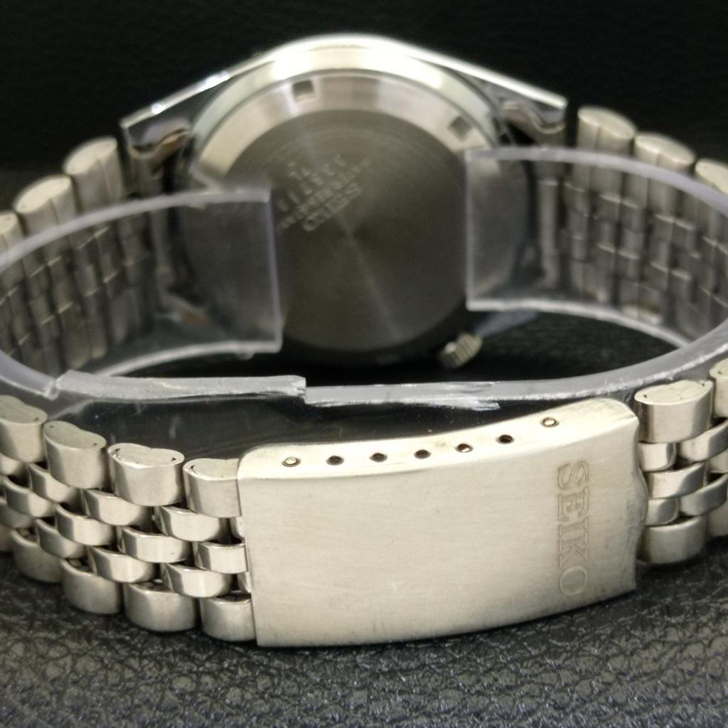 REFURBISHED AUTOMATIC SEIKO 5 MENS WATCH JAPAN MADE WHITE DIAL CUSTOM A440137-2 QV90-a440137
