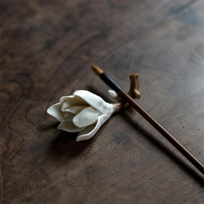 Ceramic Handmade Magnolia Flower Incense Stand Creative Indoor Zen Incense Holder Incense And Tea Ceremony Decoration Gift