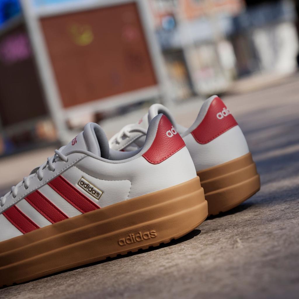 Кроссовки Adidas VL Court Bold Women core white/better scarlet/gold metallic