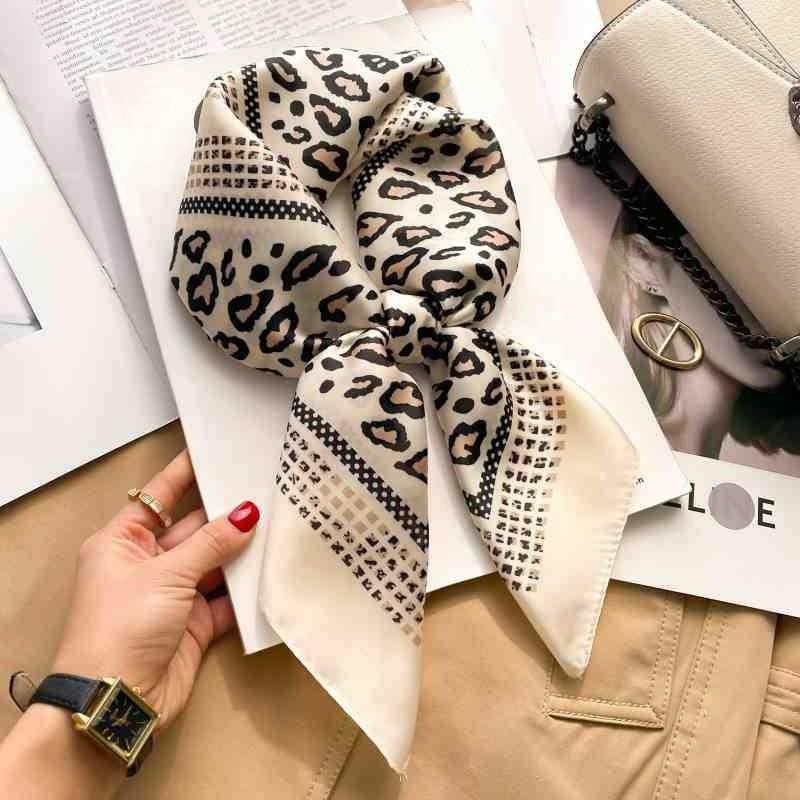 Luxury Chain Print Silk Square Scarf Women Soft Satin Silk Thin Neck Scarf Fashion Sunscreen Headscarf Woman 70x70cm