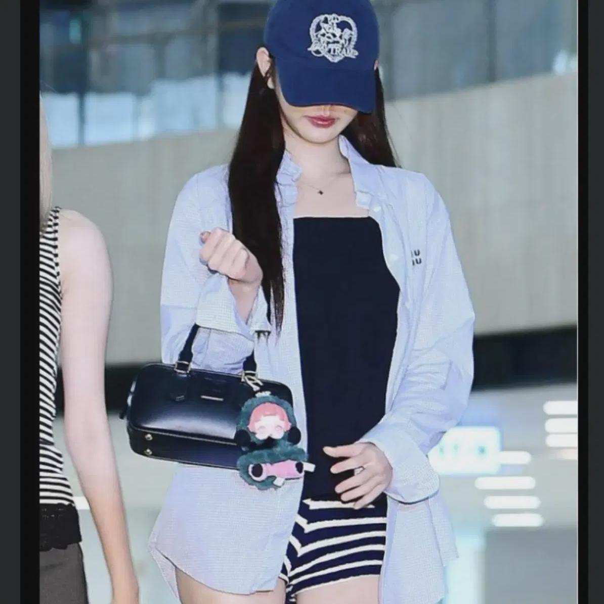 

Skull Panda Зимняя Симфония Вариации Брелок Вонён Брелок Ive