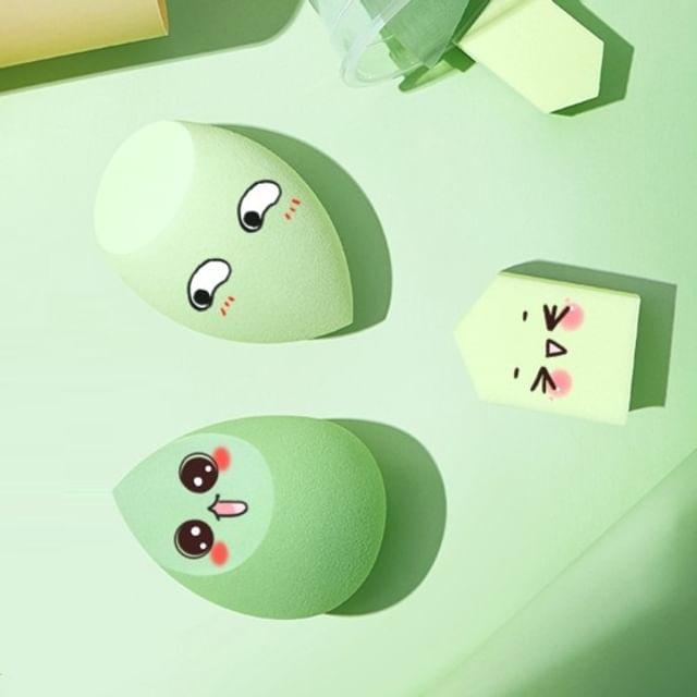 Puremantis - Makeup Blender Beauty Sponge with Holder Light Green