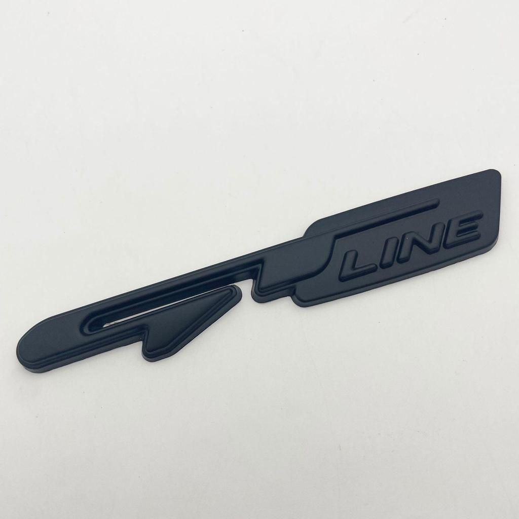 Emblema de Carro Metálico GT LINE para Hyundai Kia: Compatível com Elantra, Sportage e Stinger.