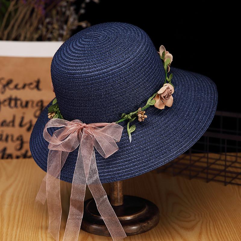 Women's Foldable Summer Beach Hat - Large Brim, Anti-UV, Floral Straw Sun Protection Hat