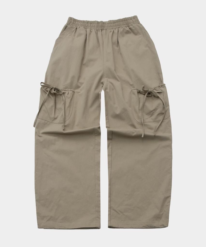 SOME PLACE Shirred Multi-Big Pocket Strap Detail Wide Cargo Cotton Pants_3 Colors
