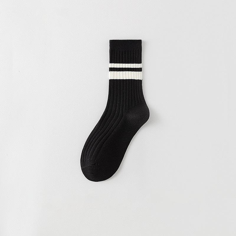 Children's Fall and Winter Style Mid-length Socks, Pile Socks, Black and White Striped Long Socks, Anti-odor and Sweat-absorbing Socks