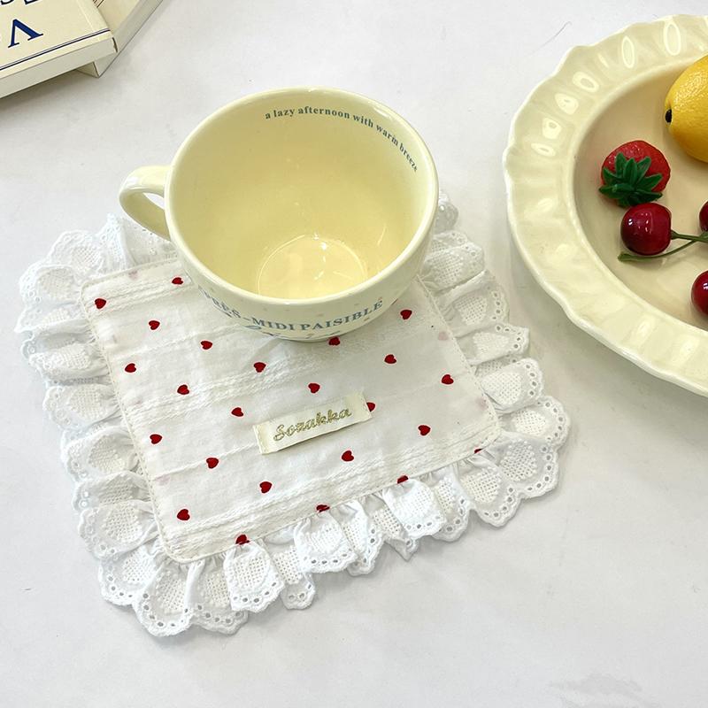 1Pc Placemat Rural Style Love Pattern Fresh Sweet Fabric Art Photography Props Coaster Originality Lace Trimmings Home Decor
