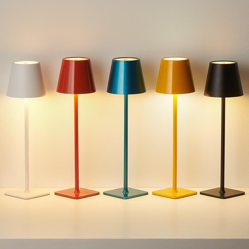 Rechargeable High-Leg Iron Table Lamp - Outdoor Touch-Control, Three-Color USB Light for Restaurants