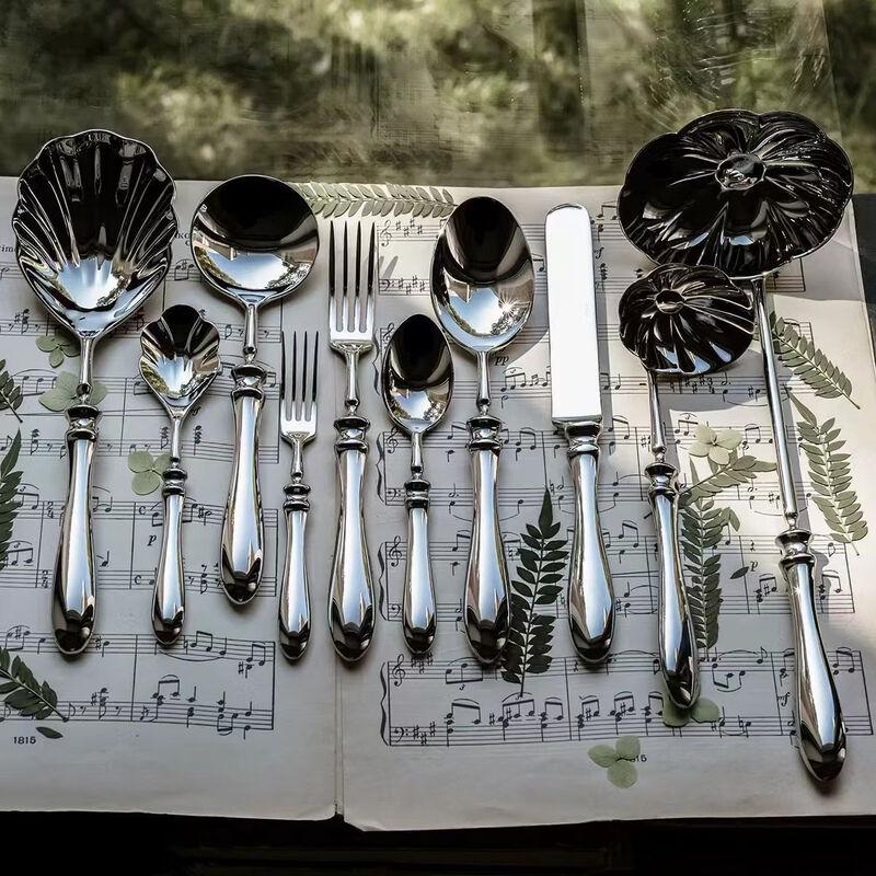 ZISIZ Light Luxury Vintage Forged Lotus Soup Spoon