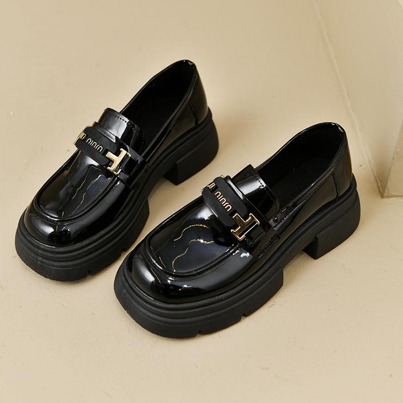 

Женские лоферы на платформе 2025 весна и осень, британский стиль, толстый каблук, повседневные, универсальные, модные, из мягкой кожи, туфли-слипоны из маленькой кожи 40