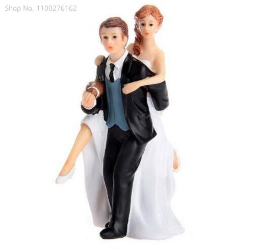 Arrival Wedding Romantic Bride and Groom Toppers Couple Figurine Marriage Funny Cake Topper for Wedding Cupcake Decoration