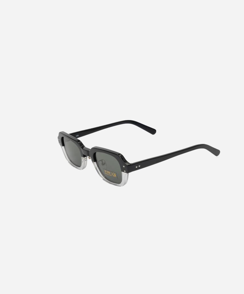 Waiemssielkeiwai Uss S9 Eyewear Frame - Frame : Blackxclear / Lens : Gray