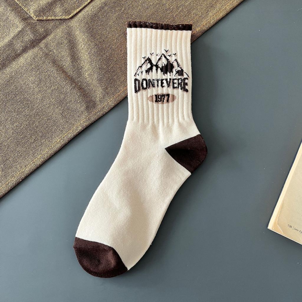 Retro American Men's Mid-rise Socks Women's Ins-style Casual Sports Basketball Socks