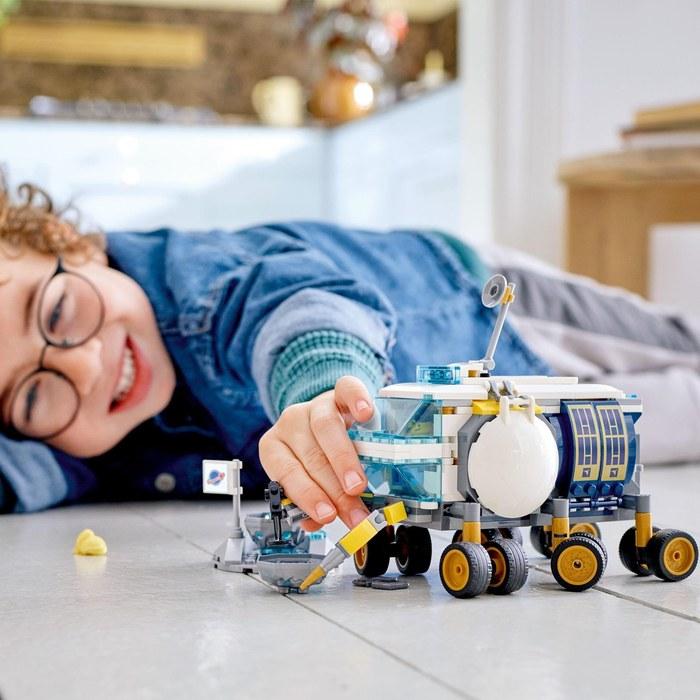 LEGO City Lunar Exploration Vehicle 60348, Multicolor