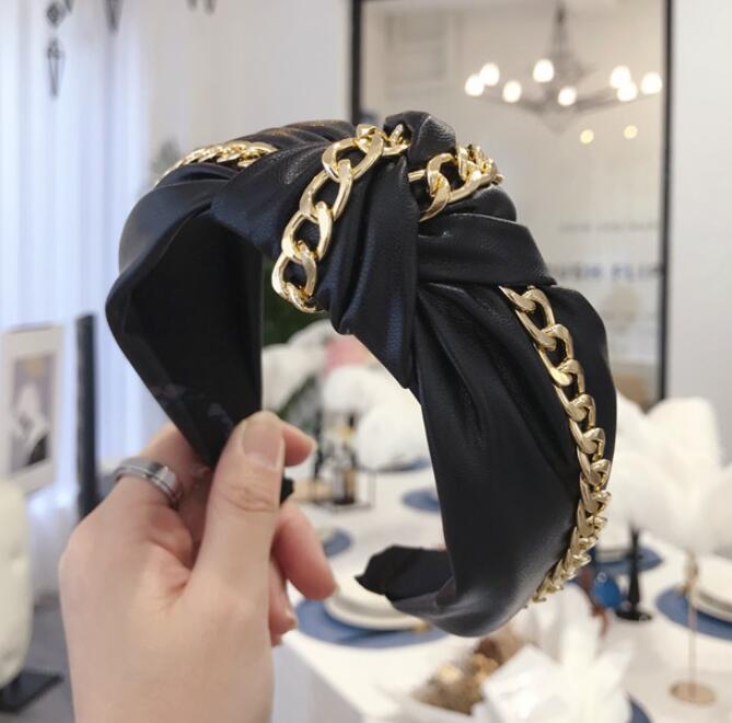 

Новая Мода Кожаная Повязка на Голову Женская Мягкая ПУ Повязка для Волос Золотая Сплавная Цепочка Головной Убор Широкая Сторона Однотонный Головной Убор Осенние Аксессуары для Волос