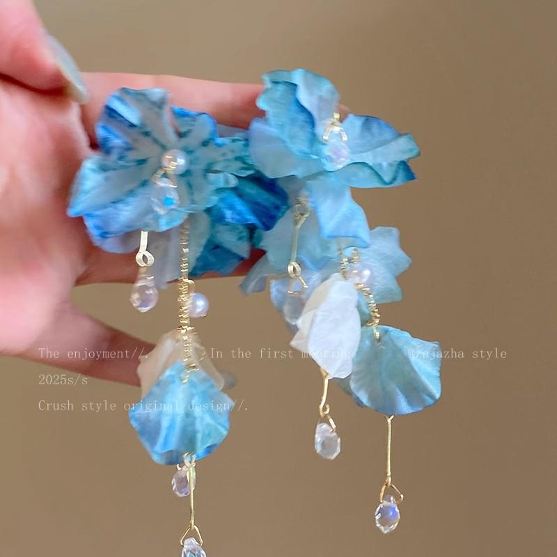 Floral Earrings - Women's Summer Sweet Petal-style Earrings with A Sophisticated and Unique Design, Exuding An Elegant and Exclusive Charm.