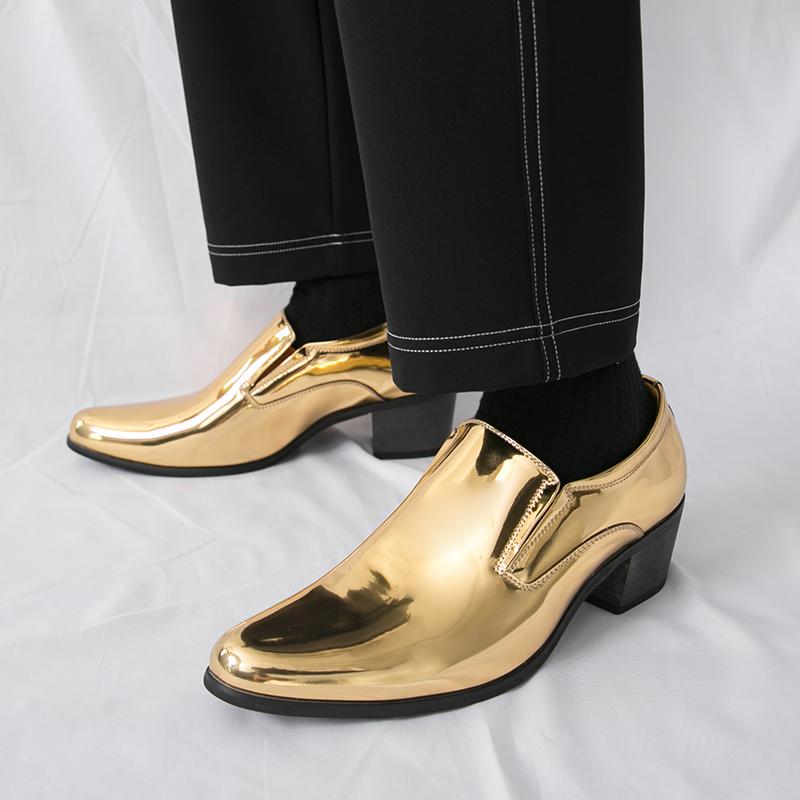 Fashion New British Men's Gold Pointed Slip On Patented Leather Height Increasing Shoes Moccasins Wedding Prom Homecoming Footwear