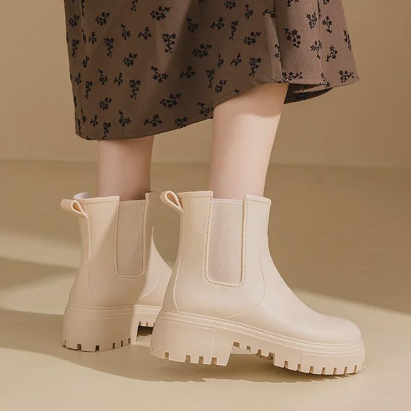 2024 Stylish Women's Waterproof Rain Boots: Thick Soles, Wear-Resistant, Heightened Design with Plus Velvet Warmth for All Seasons