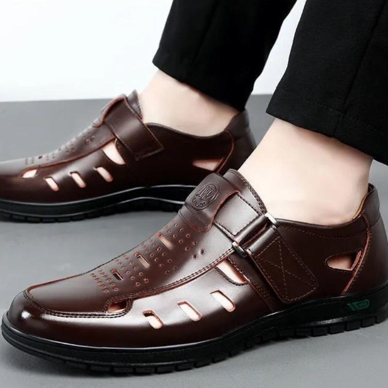 Fashion Men's Slip-on Sandals Breathable Formal Single Sandals Fashionable Casual Dad Shoes Soft-soled Comfortable Beach Shoes for Men