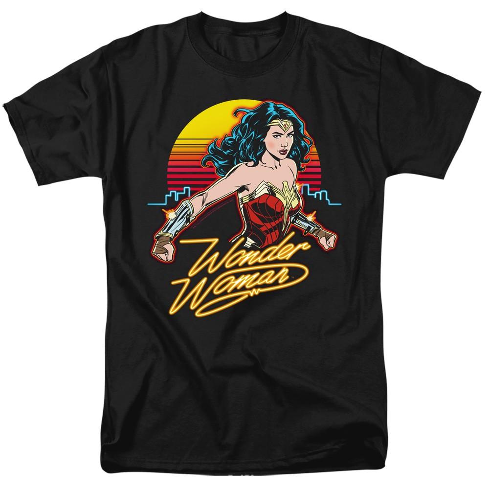 

Wonder Woman 84 - Skyline - Adult Short Sleeve T-Shirt L